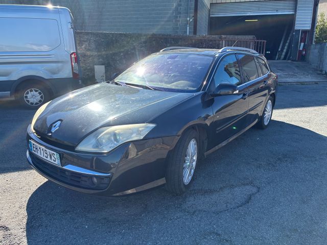 Véhicule particulier Renault LAGUNA, immatriculée EH-119-WS, 1ère