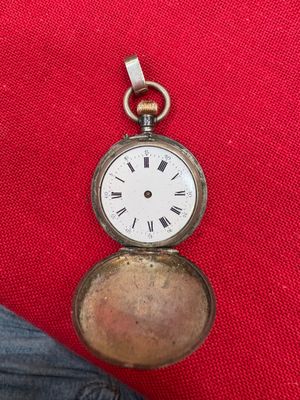 GUSTY GENEVE Montre de col