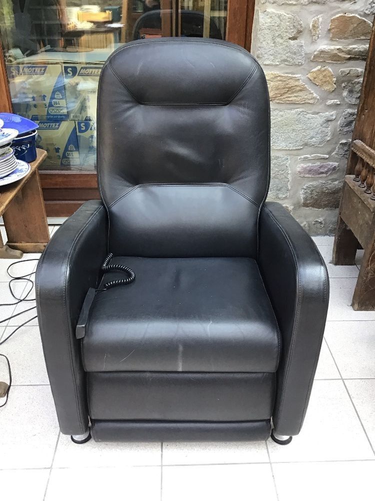 Objets d'art & Curiosités