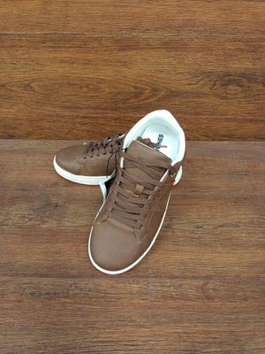 1 Paire de chaussures de la marque JACK&JONES - pointure 40 …