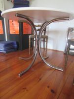 197 - TABLE RONDE A PIETEMENT CHBROME - Diamètre 101 cm (deu… (photo 2)