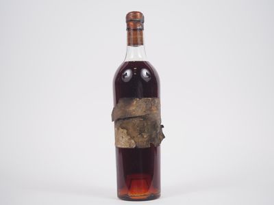 une image représentant une bouteille d'alcool avec un bouchon à l'intérieur