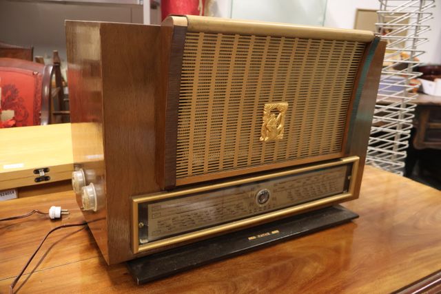 PATHE : radio TSF