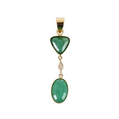 un pendentif en jade vert et diamants, monté sur une chaîne plaquée or