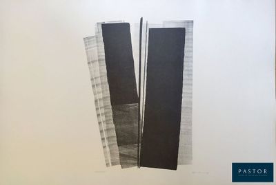 une image représentant une photo en noir et blanc de deux grands immeubles