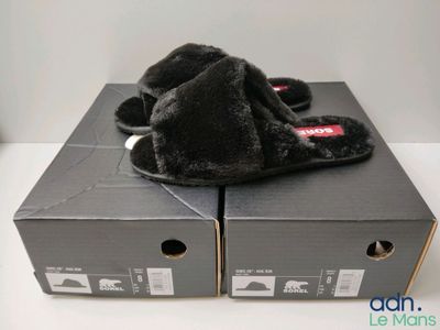 Lot de 2 paires de mules en fourrure synthétique SOREL "Mail…