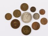 a lot of coins that are arranged in the shape of a sun