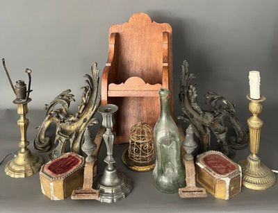 a lot of items that are sitting on a table