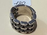 an image of a ring with a number on it