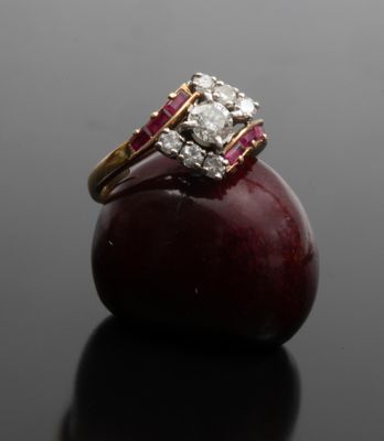 Bague en or 750 millièmes ornée d’un diamant rond brillanté …