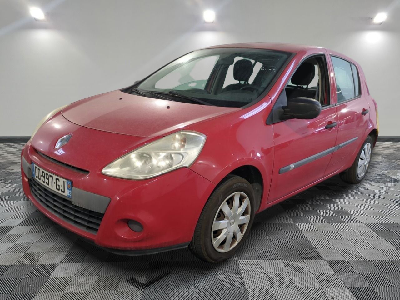 Renault Clio III 1.2 16V 75 ECO2 Alizé - Voiture économique 2012