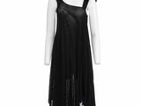 une robe noire sur un mannequin mannequin mannequin mannequin mannequin mannequin mannequin mannequin mannequin mannequin
