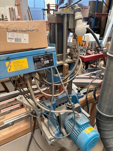 1 perceuse HETTICH type BLUEMAX année 1992