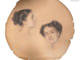 une vieille photo représentant une femme et une jeune fille de profil