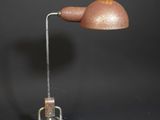 an image of a desk lamp with a cord attached to it