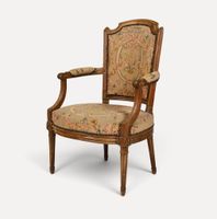 Fauteuil cabriolet en bois mouluré et sculpté, le dossier en… (photo 2)