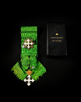 CROIX DE CHEVALIER de l'Ordre National du Mérite dans sa boite. EUR 20