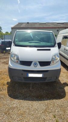 RENAULT TRAFIC - Genre : CTTE - Energie : GO - Kilométrage c…