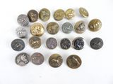 plusieurs types de boutons différents sur un fond blanc