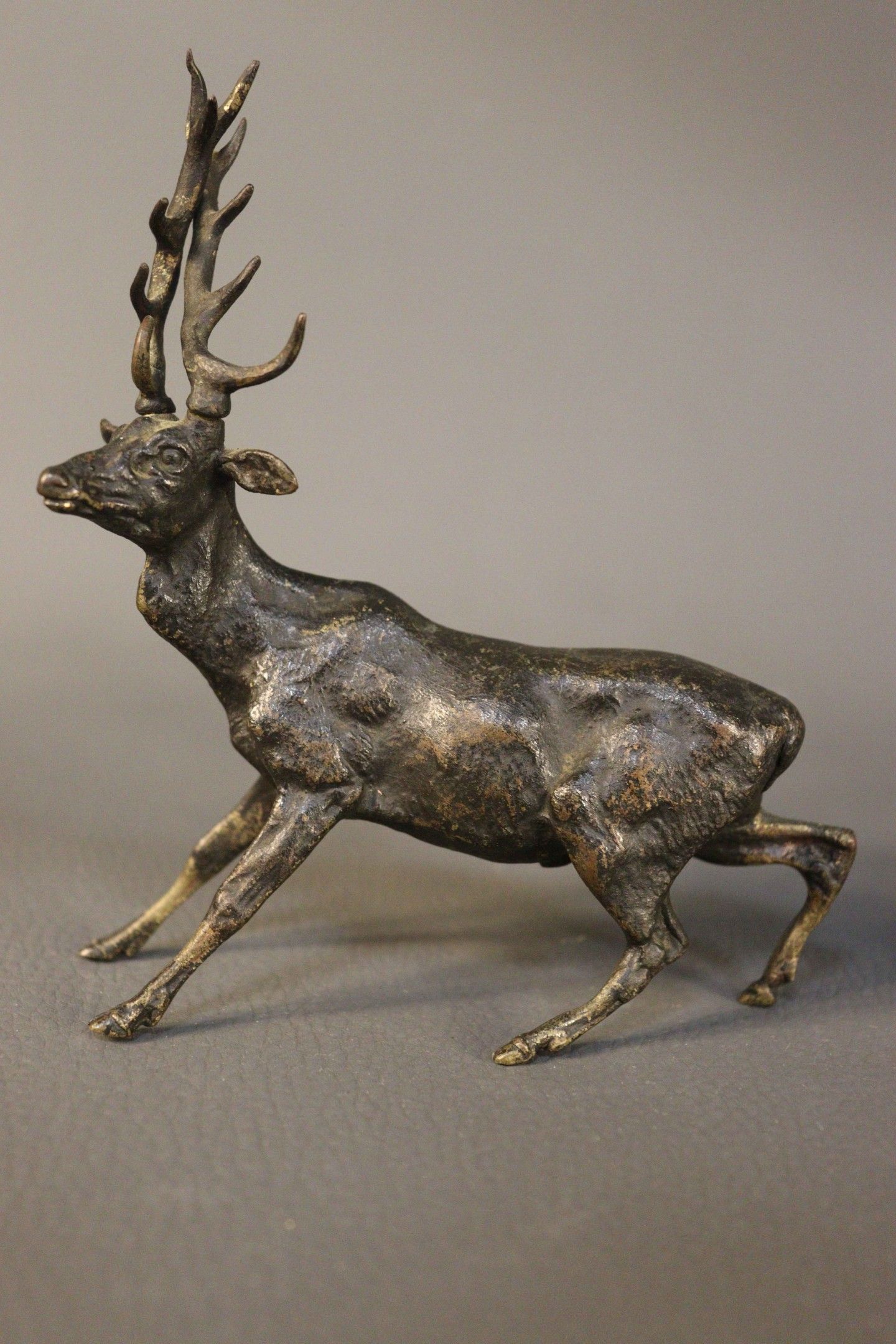 Objets d'art & Curiosités