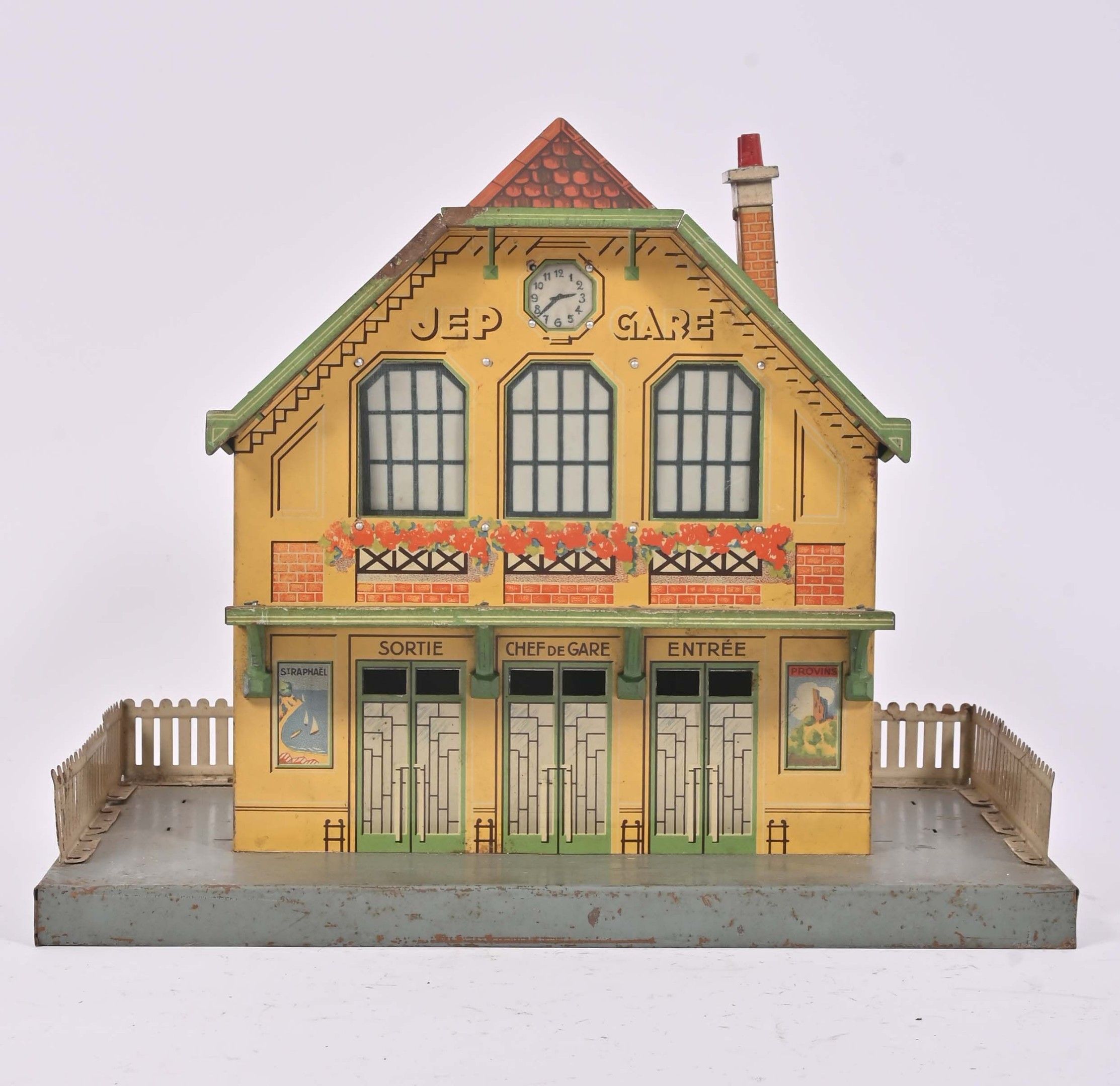 Objets d'art & Curiosités