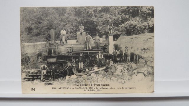 Aubusson : Ste-Madeleine. Déraillement d’un train de voyageurs (P...