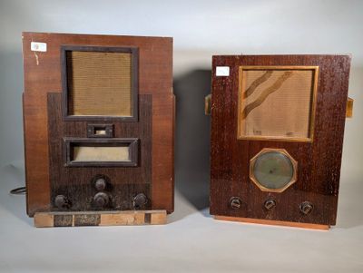 Deux radios TSF Marconi et Pathé à restaurer.