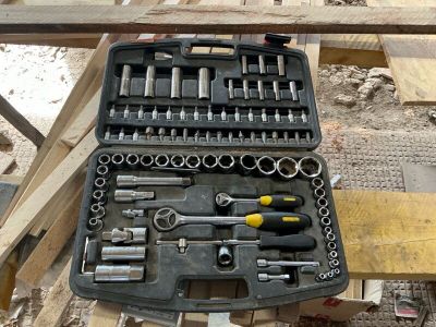 a tool kit that is sitting on a table