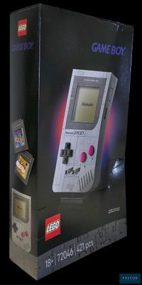 une boîte contenant une Game Boy sur fond noir