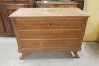 Mobilier de chambre à coucher comprenant deux lits, deux che… (photo 2)