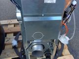 a machine that is sitting on top of a pallet