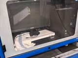 une image représentant un four à micro-ondes contenant des micro-ondes