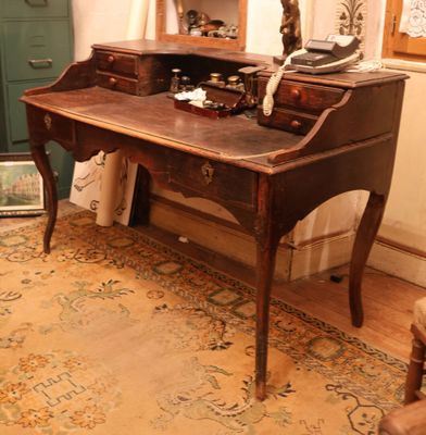 Bureau à gradin en bois naturel ouvrant par quatre tiroirs e… - Photo 1