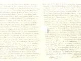 un vieux manuscrit sur lequel figurent des inscriptions à l'encre noire