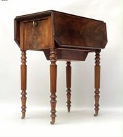 Table à volets en acajou et placage d'acajou ouvrant par deu… (photo 3)