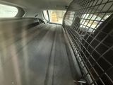 vue d'une voiture vue de l'arrière du véhicule