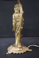 Lampadaire en bronze de style asiatique - tenu par une geish… (photo 4)
