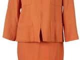 un tailleur-jupe orange sur un mannequin, un mannequin, un mannequin, un mannequin, un mannequin, un mannequin, un mannequin, un mannequin, un mannequin, un mannequin, un mannequin, un mannequin, un mannequin, un mannequin, un mannequin, un mannequin, un mannequin, un mannequin, un mannequin, un mannequin, un mannequin, un mannequin, un mannequin, un mannequin, un mannequin, un mannequin, un mannequin, un mannequin, un mannequin, un mannequin, un mannequin, un mannequin