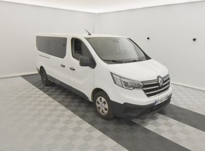 RENAULT TRAFIC COMBI L2 DCI150 9PL. Pour obtenir le contrôle…