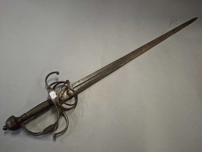 Forte EPEE ALLEMANDE, garde en fer multi-branches, pommeau à…