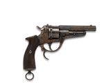 gros plan d'un revolver sur fond blanc