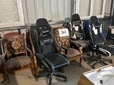 le nombre de chaises qui sont assises ensemble dans une pièce