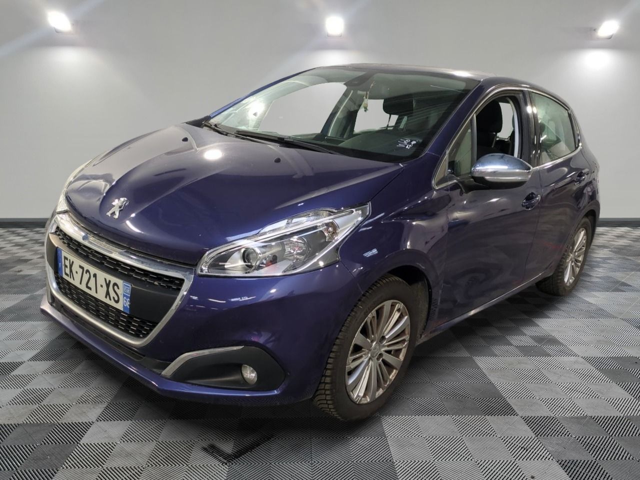 PEUGEOT - 208 1.2 PURETECH 82CH BVM5 ALLURE - ES - Mise en s…