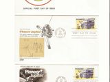 une image représentant une série de quatre timbres sur lesquels figure une navette spatiale