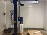 a machine that is sitting in the middle of a room