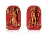 paire de figurines en jade rouge sculptées représentant un homme et une femme
