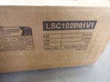 a box that is sitting on the floor with the label on it