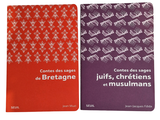 deux livres posés côte à côte sur une table