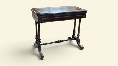 TAHAN (dans le goût de) Petite table formant bureau en bois …