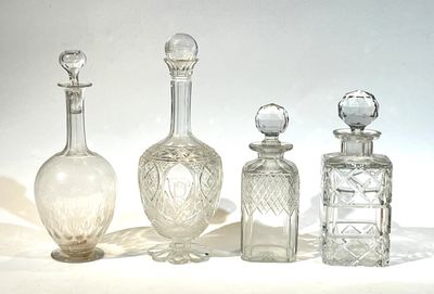 Ensemble de 4 carafes en verre et cristal comprenant 2 caraf…